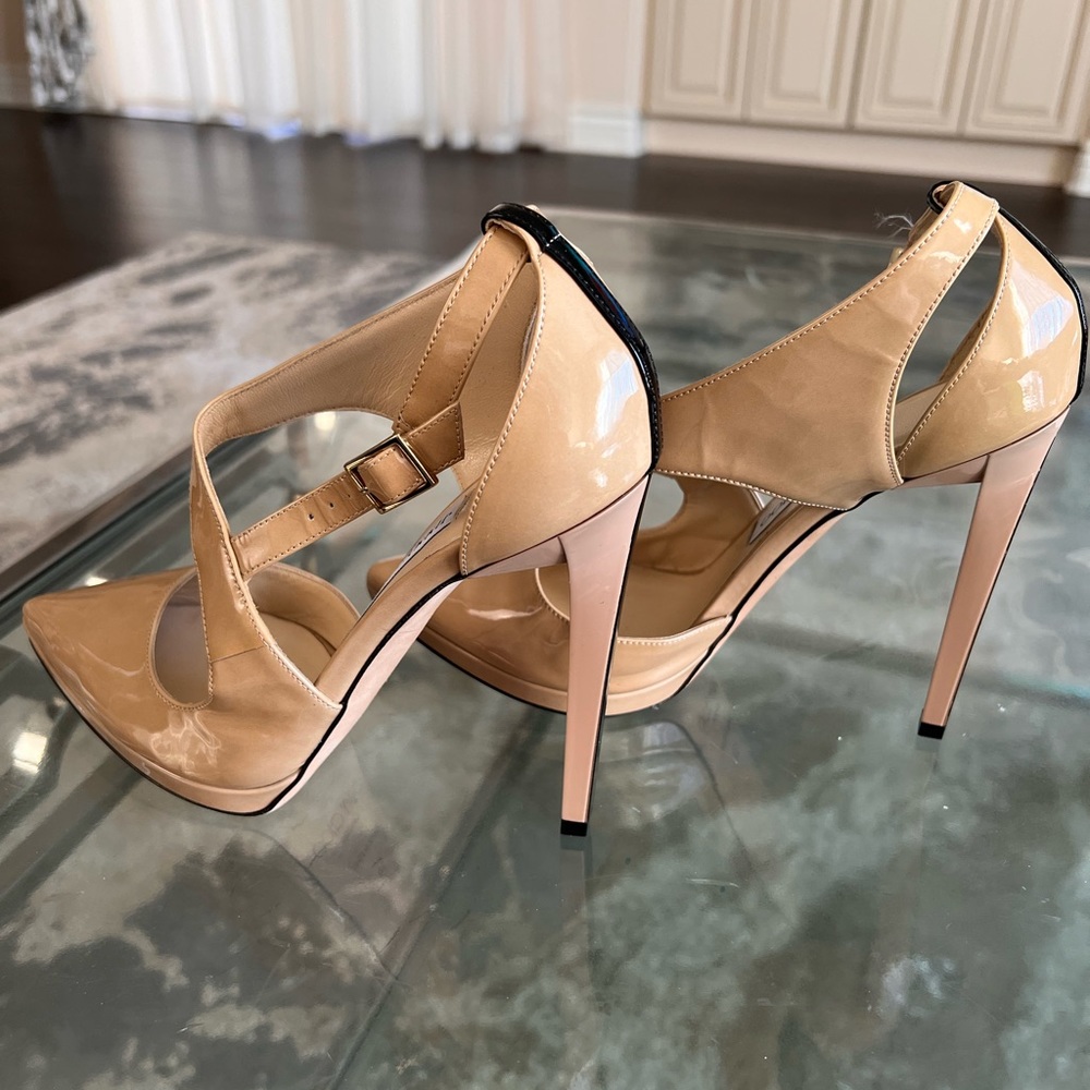 BRAND NEW JIMMY CHOO HEELS - SIZE 38 (7.5)
